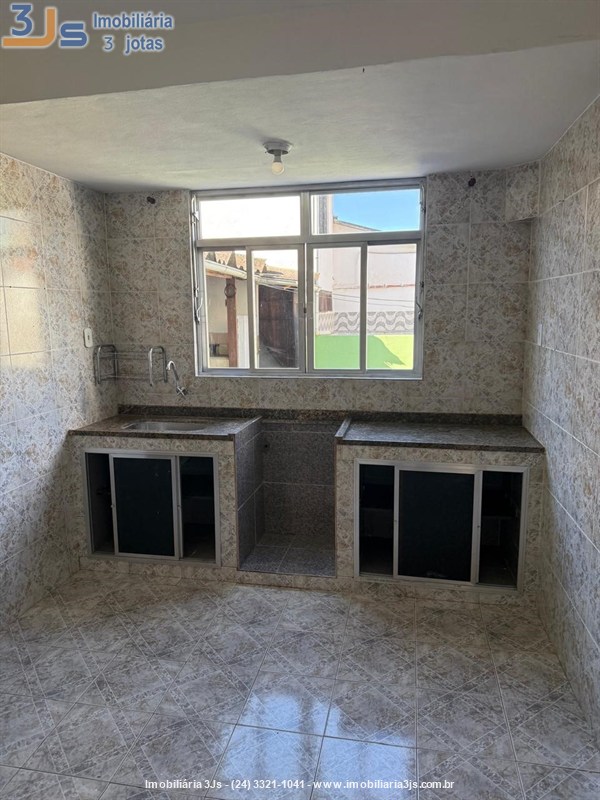 Casa para Alugar no Vila Julieta em Resende