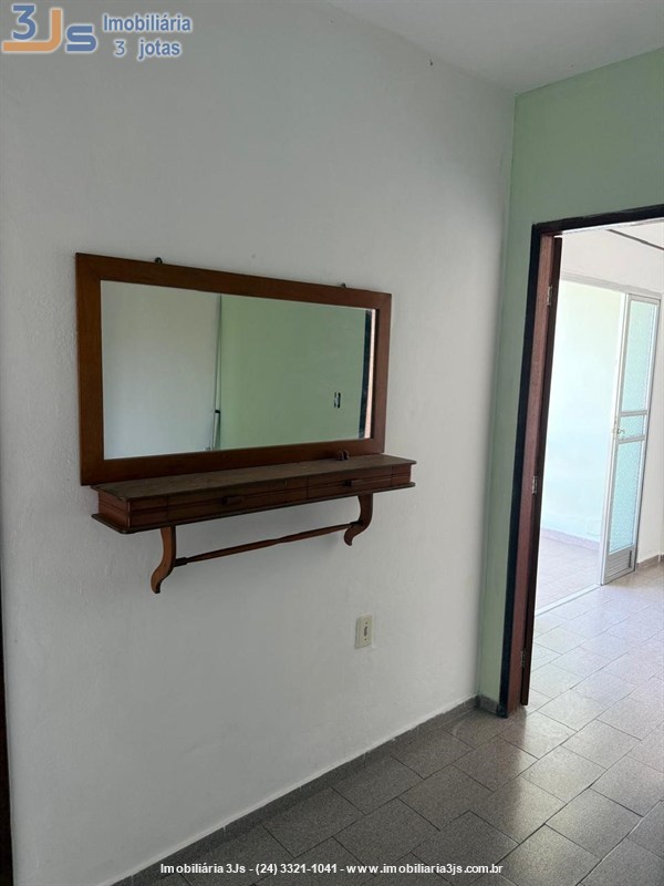 Casa para Alugar no Vila Julieta em Resende