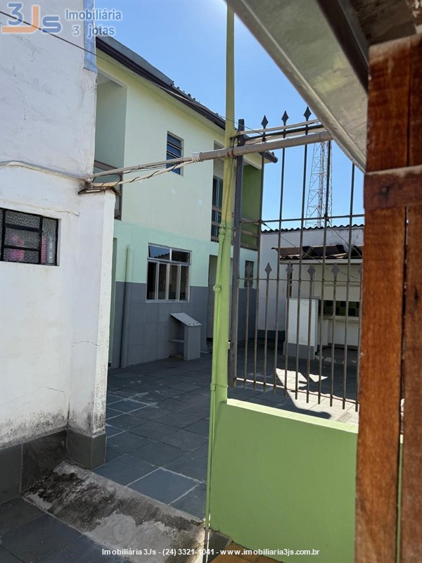 Casa para Alugar no Vila Julieta em Resende