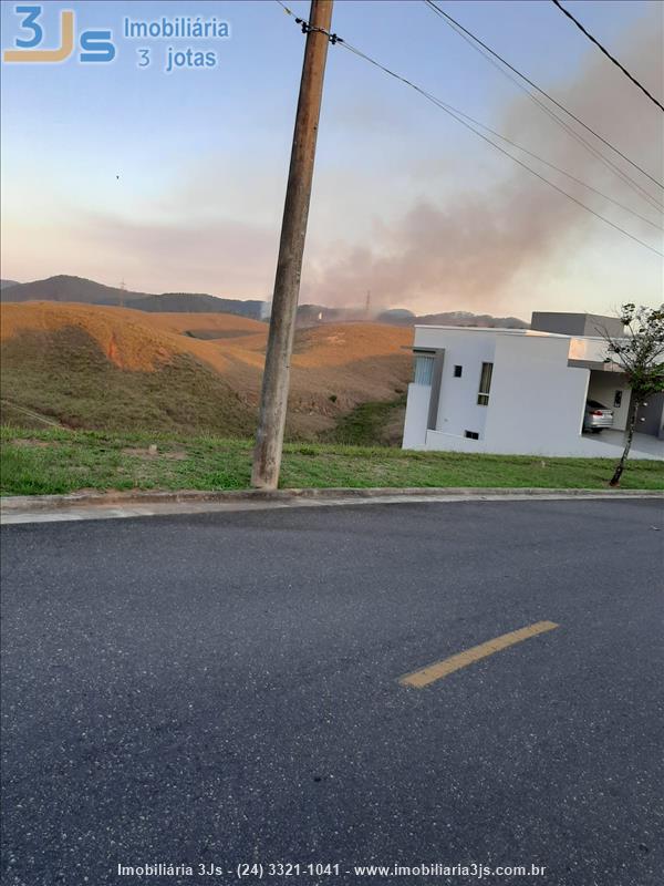 Terreno a Venda no Alphaville em Resende