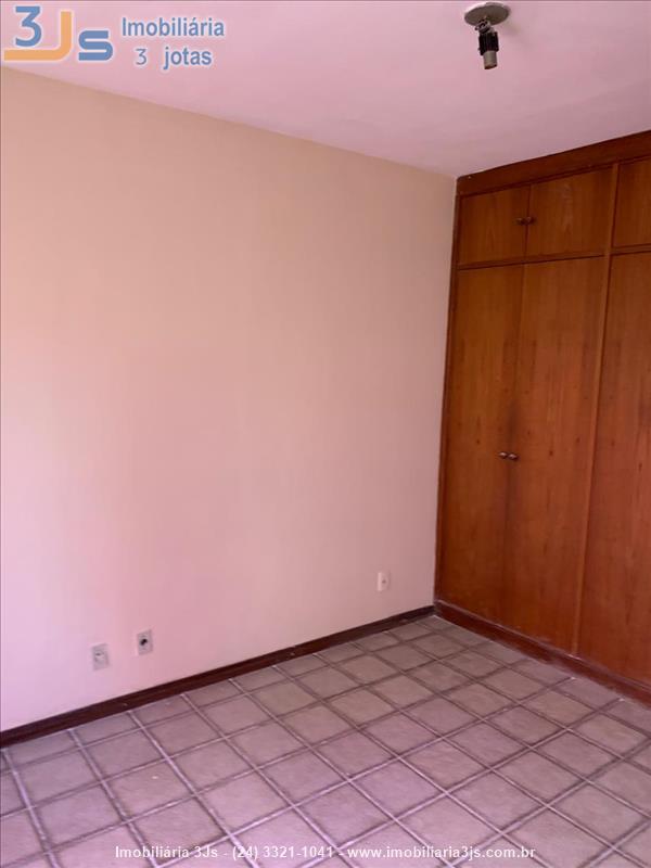 Apartamento Duplex a Venda no Comercial em Resende